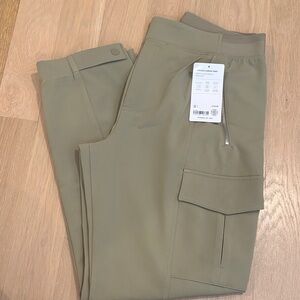 Athleta Endless Cargo Pant